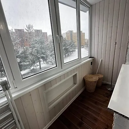 Tallinn's Prime Spot: Pae 49 - Near Airport, Concerts & Shops Appartement *