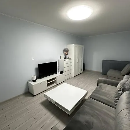 Tallinn's Prime Spot: Pae 49 - Near Airport, Concerts & Shops Tallinn