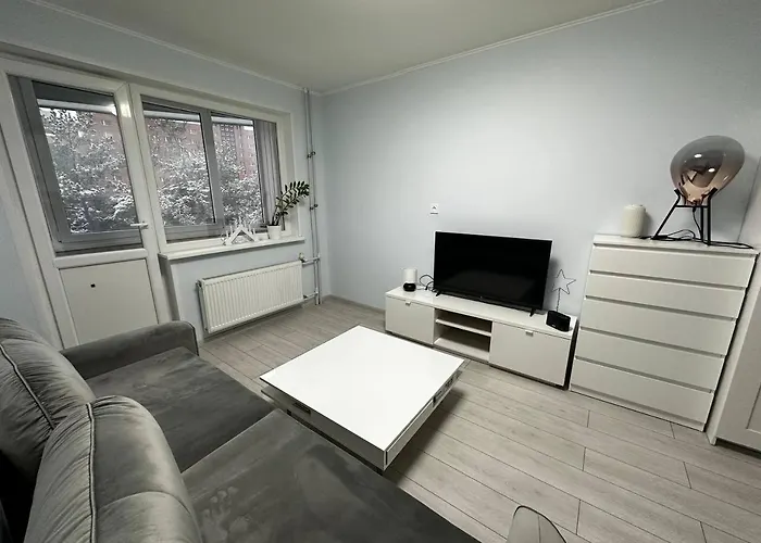 Tallinn's Prime Spot: Pae 49 - Near Airport, Concerts & Shops Apartment Tallinn