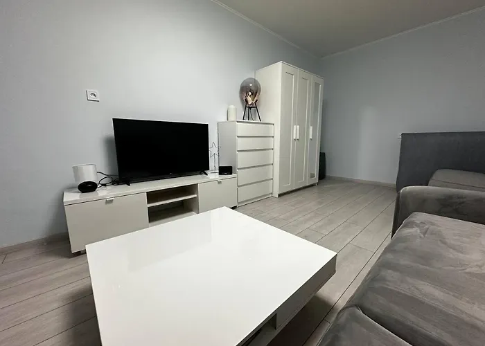 Tallinn's Prime Spot: Pae 49 - Near Airport, Concerts & Shops Apartment