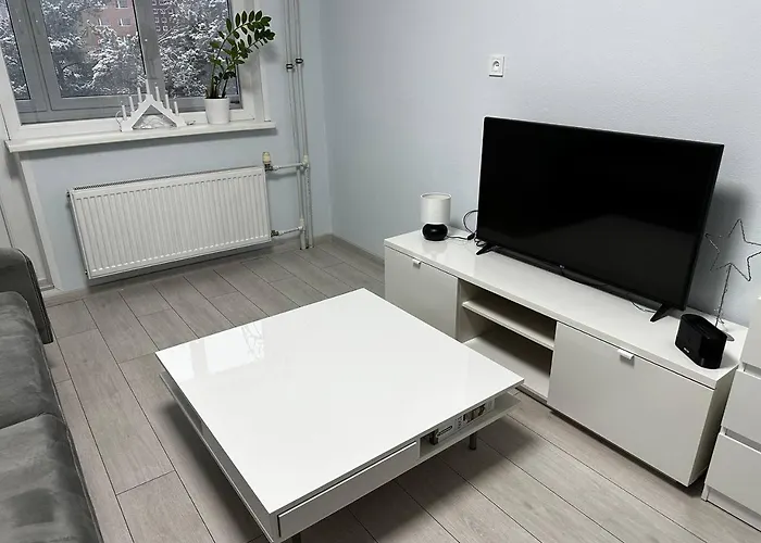 Tallinn's Prime Spot: Pae 49 - Near Airport, Concerts & Shops Apartment Tallinn